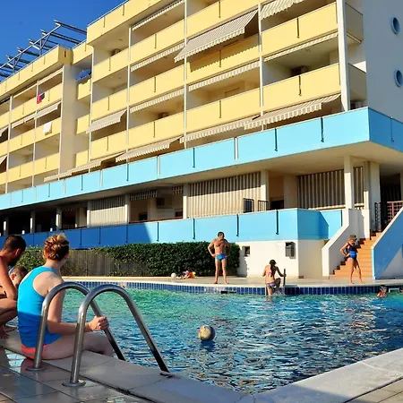 Apartament Renewed Flat In A Seafront Building With Pool Bibione