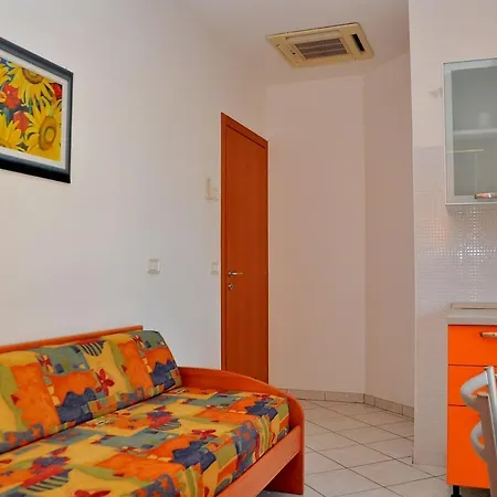 Renewed Flat In A Seafront Building With Pool